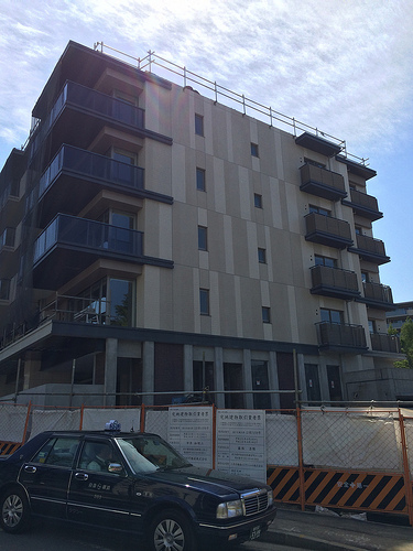 ファイル:A棟 施工時(2014-05-18撮影).jpg