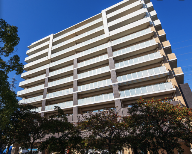 ファイル:サンリヤン大野城瓦田 外観.png