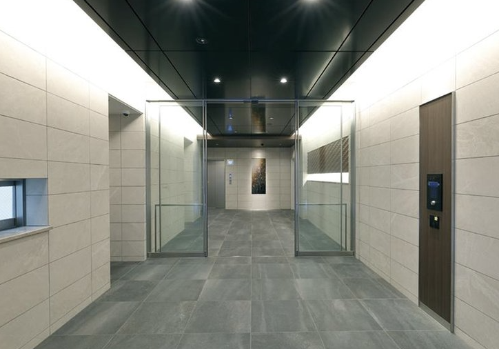 ファイル:ウィスティリア豊橋 エントエランスホール.png