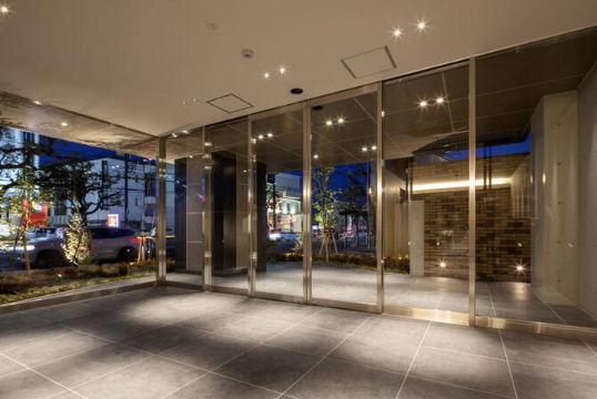 ファイル:サンズガラリエ倉敷中央通り エントエランスホール.png