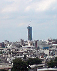 ファイル:シティタワー池袋ウエストゲート 建設中 2009年8月28日撮影.jpg