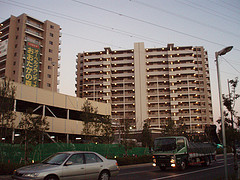 ファイル:オーベルグランディオおおたかの森 外観2.jpg