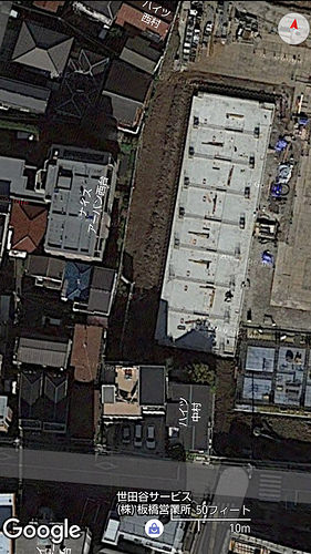 ファイル:20160605パークホームズ板橋蓮根 一番街・二番街駅.jpg