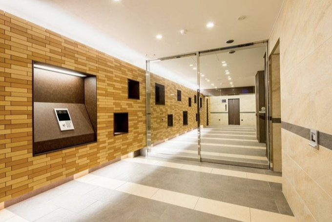 ファイル:サンクレイドル上前津 エントランス.png