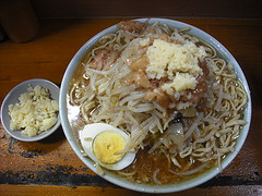 ファイル:シティタワー池袋ウエストゲート 富士丸 平和島髭.jpg