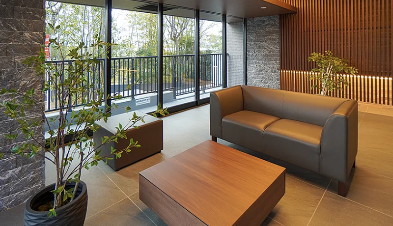 ファイル:ザ・ハートフルストーリー西宮苦楽園 ラウンジ.png