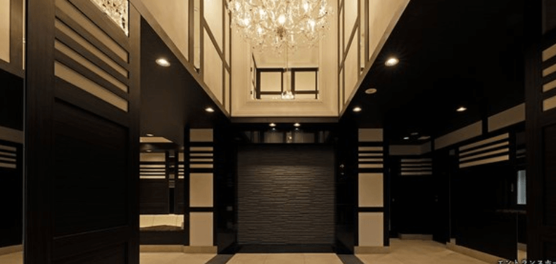 ファイル:クレアホームズ八尾ザ・グランエア エントエランスホール1.png